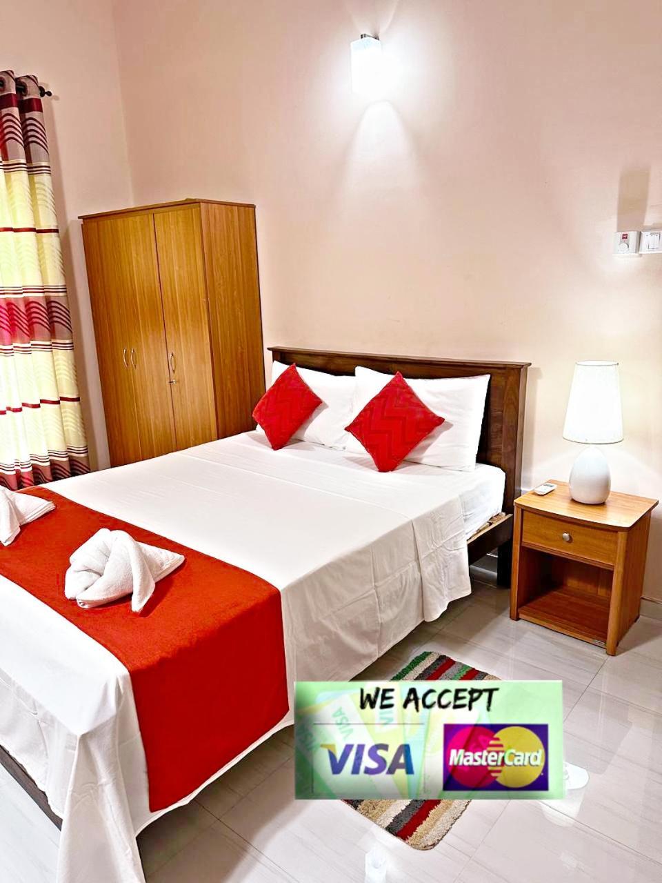 Lahiru Airport Villa Andiambalama ภายนอก รูปภาพ